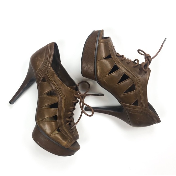 Gianni Bini Shoes - 🍂 GB Leather Heels 🍂